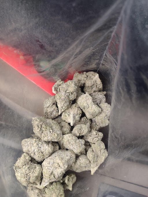 Snow balls - Image 3